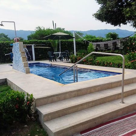 Bed and Breakfast C&H Casa Campestre El Oasis Ricaurte Girardot Экстерьер фото