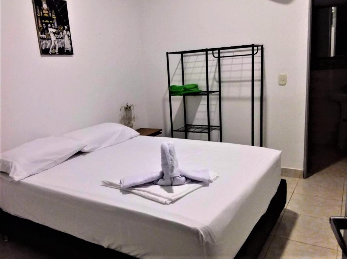 Bed and Breakfast C&H Casa Campestre El Oasis Ricaurte Girardot Экстерьер фото