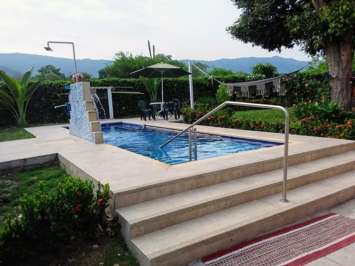 Bed and Breakfast C&H Casa Campestre El Oasis Ricaurte Girardot Экстерьер фото