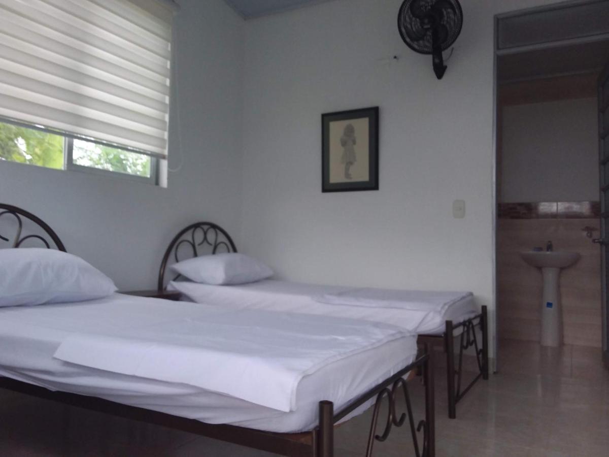 Bed and Breakfast C&H Casa Campestre El Oasis Ricaurte Girardot Экстерьер фото